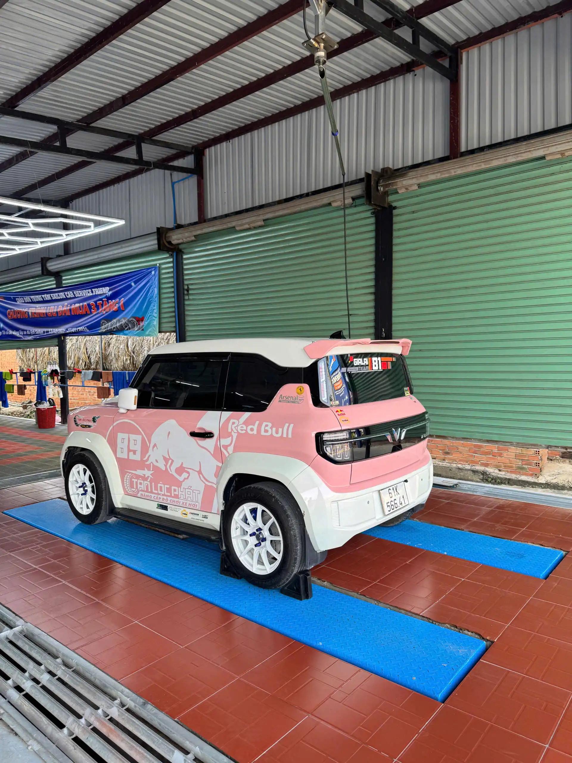 Lễ bàn giao cầu nâng 1 trụ Ấn Độ