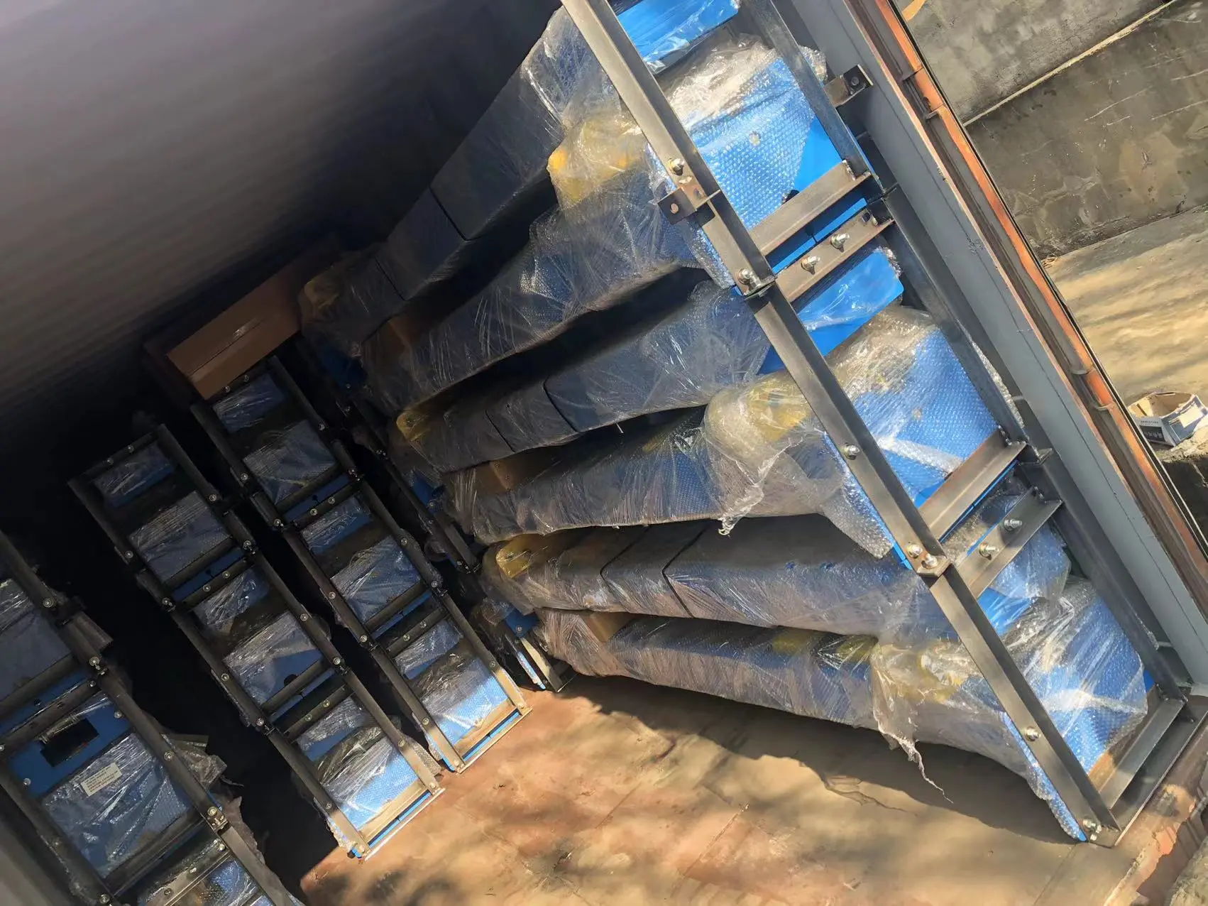 Hàng về số lượng giá tốt cho gara