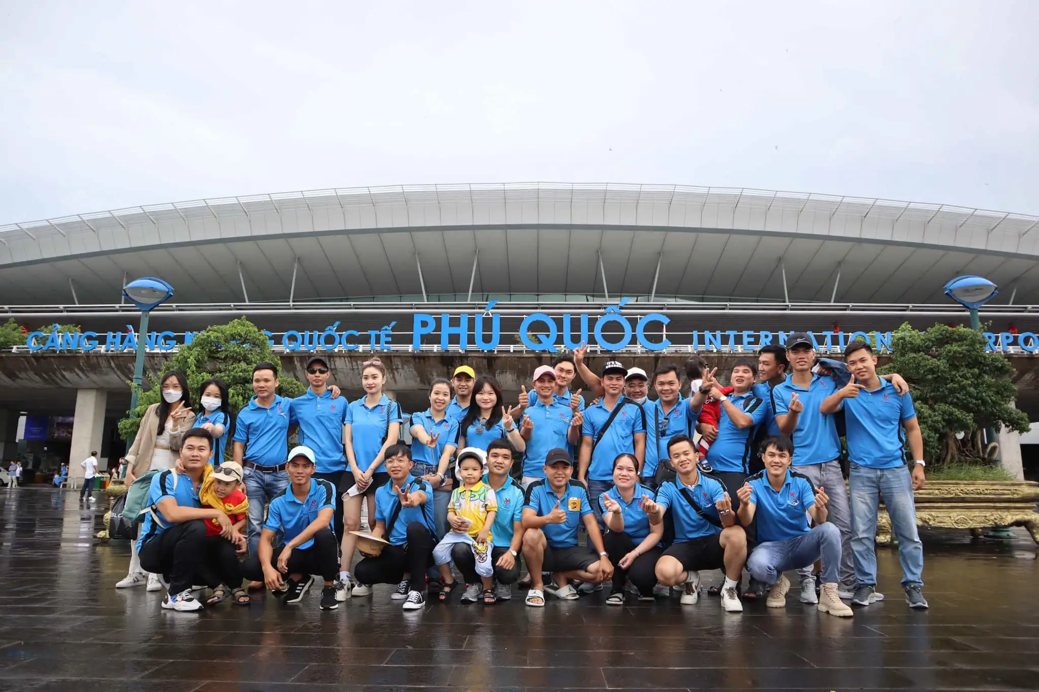 Giới Thiệu 2 Đội ngũ nhân viên Lộc Phát chuyên nghiệp tận tâm