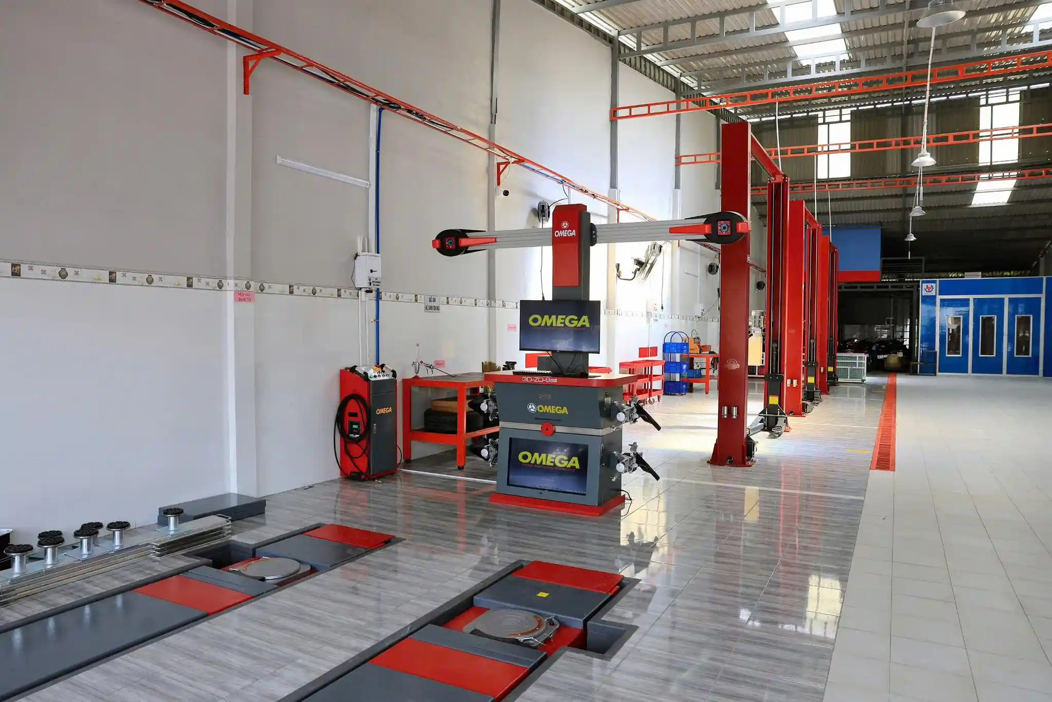 Giới Thiệu 15 Thi công lắp đặt thiết bị gara tại xưởng