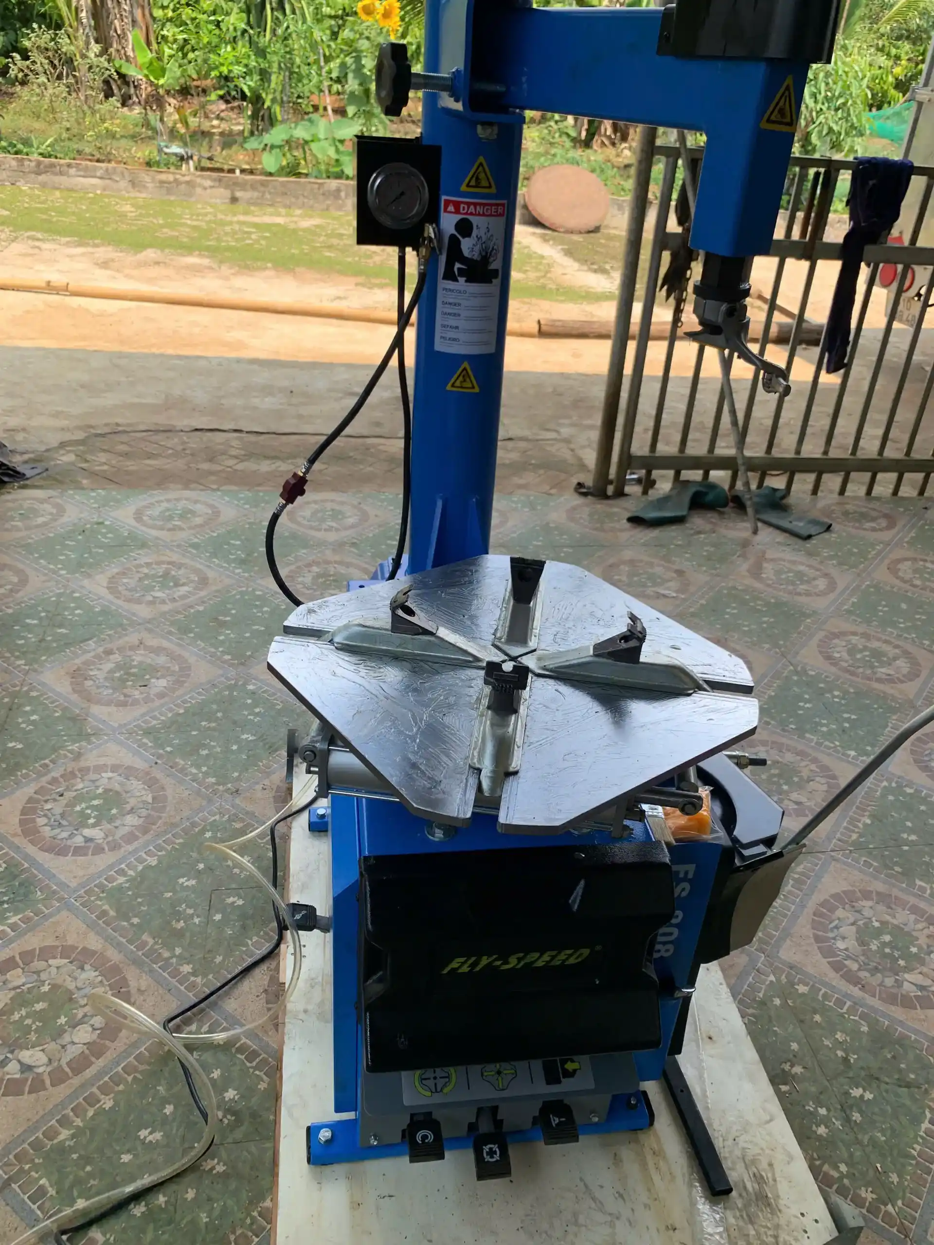 Máy tháo vỏ chính hãng tại Gia Lai