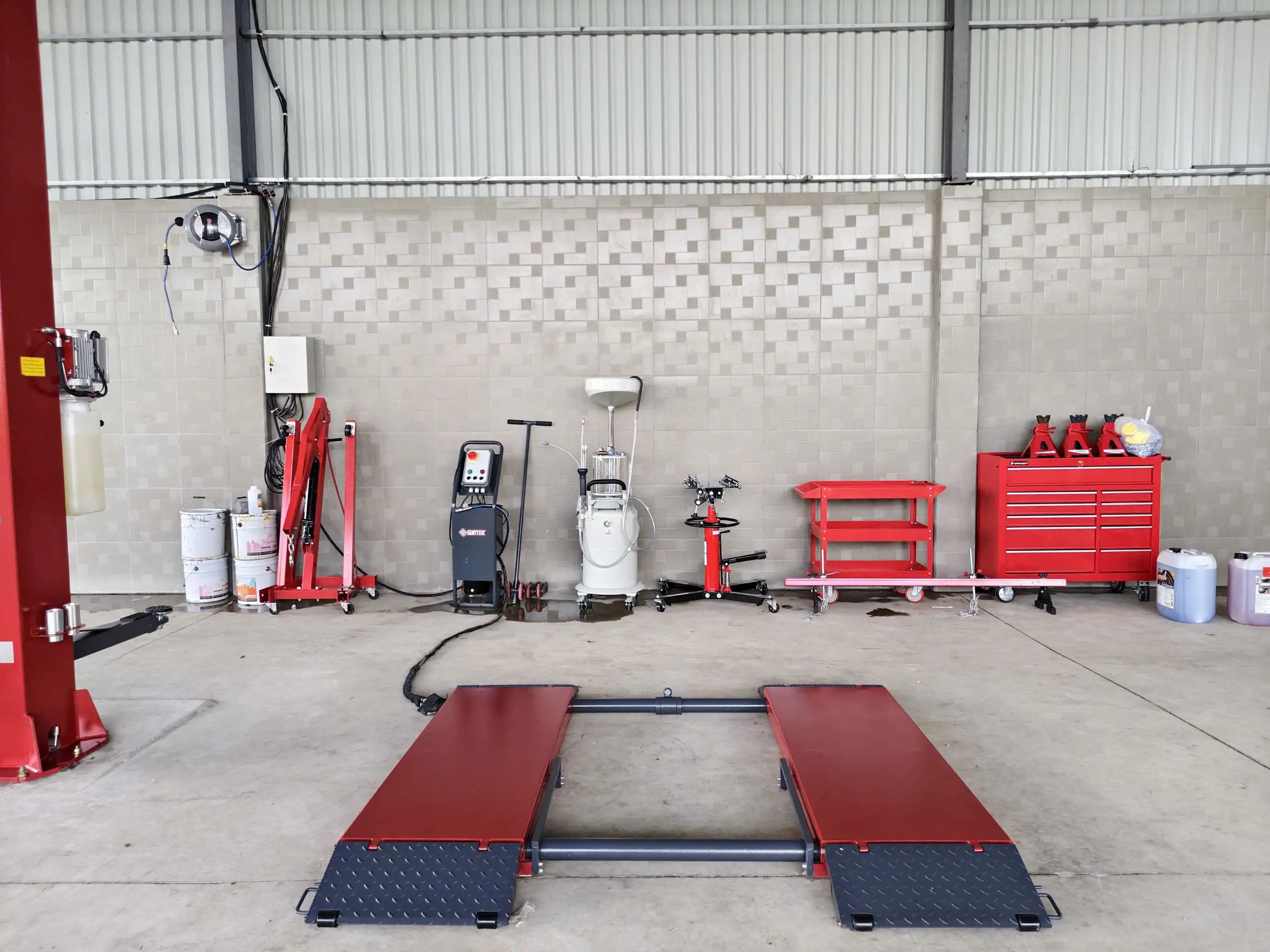 Tổng thể cầu nâng ô tô di động 3 tấn Suntek