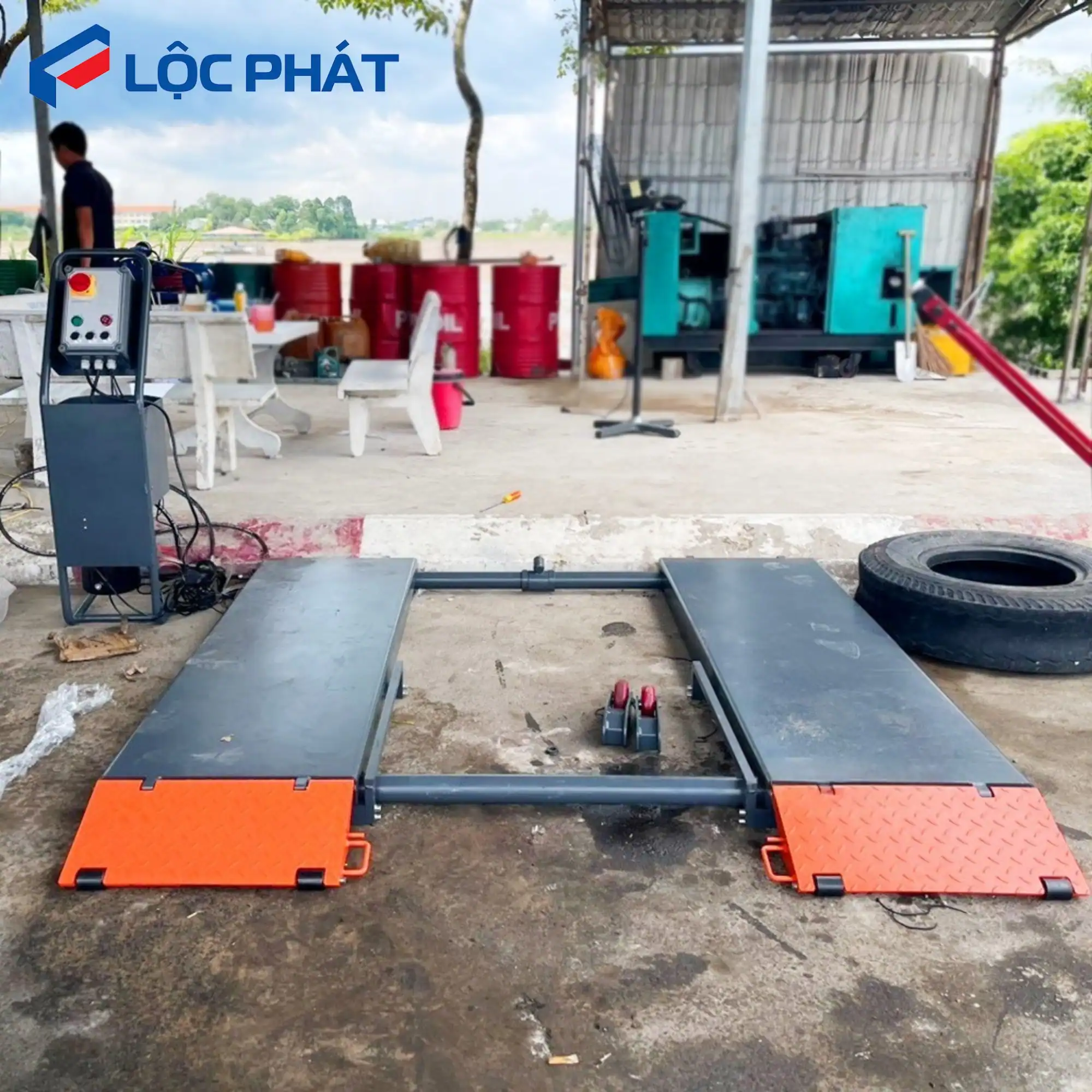 Chiều cao 1200mm của cầu nâng sửa xe ô tô mini