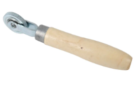 CON LĂN MIẾNG VÁ XE