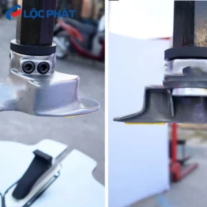 Cận cảnh chi tiết bộ phận đầu kẹp của máy tháo lốp Suntek.