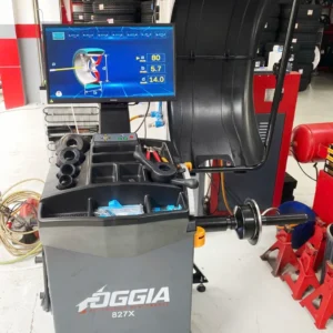 Máy cân bằng bánh xe Foggia 827X.