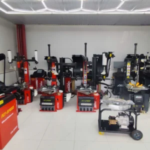 Máy cân mâm Fly Speed FS-990A, thiết bị sửa chữa ô tô chuyên nghiệp.