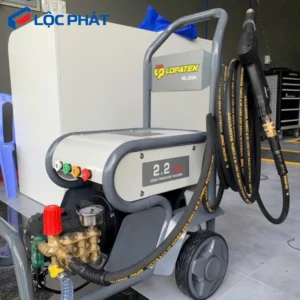 Máy rửa xe LOPATEK WL-22S2 với động cơ 2.2kW, áp suất 90 bar, dây cao áp 15m.