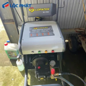 Máy rửa xe LOPATEK WL-75S4 công suất 7.5kW, áp lực 250 bar, lưu lượng 15 lít/phút, nguồn điện 380V.