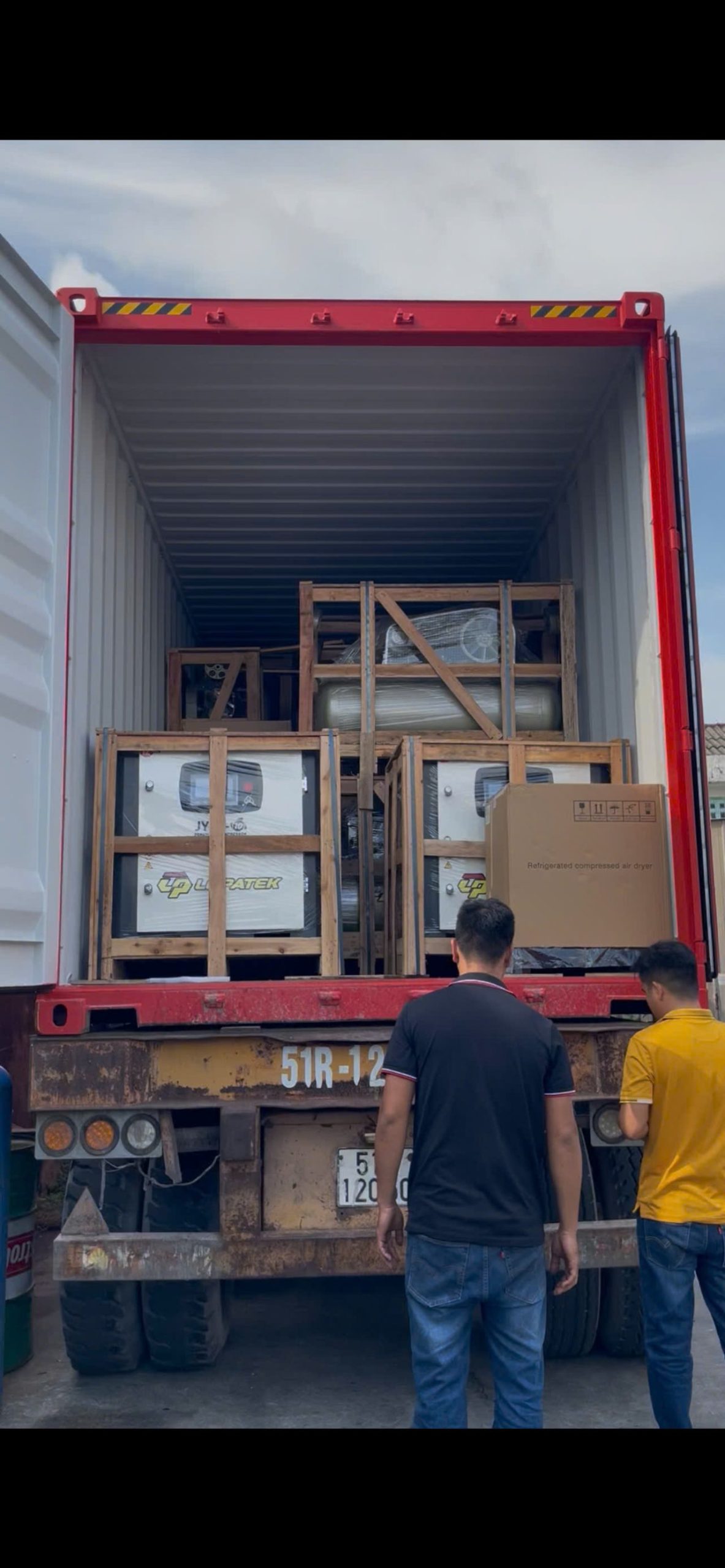 Thiết bị gara chính hãng tập kết tại kho Lộc Phát