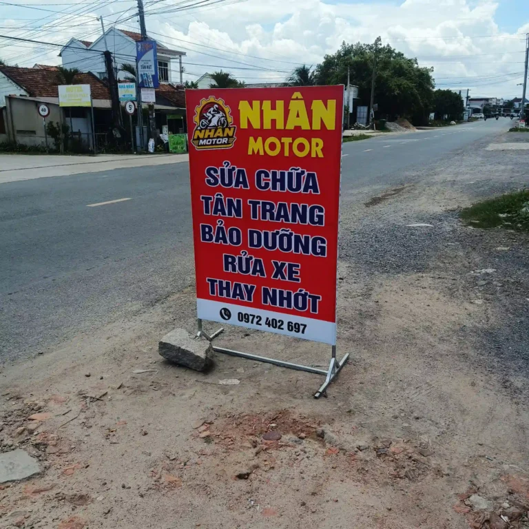 Bảng hiệu tiệm sửa xe Nhân Motor Ninh Hòa bàn giao bởi Lộc Phát