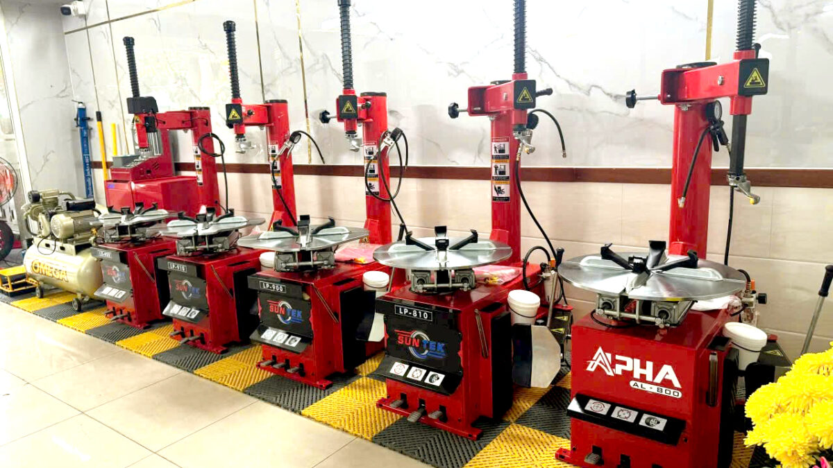 Máy Ra Vào Lốp - Tháo vỏ từ Xe Máy, Ô Tô Đến Xe Tải